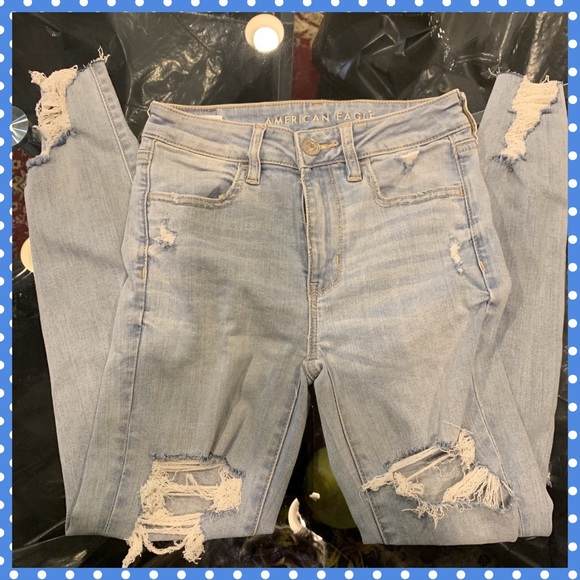 American Eagle Outfitters Denim - Like New American Eagle Destroyed Regular Jeans